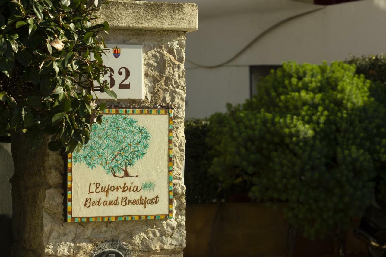 אלגהרו L'Euforbia Bed And Breakfast מראה חיצוני תמונה